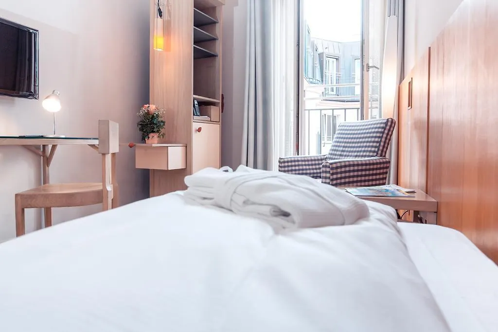 Hotel Bleibtreu Berlin By Golden Tulip 4*,